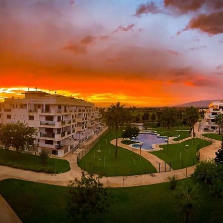 Apartament Bajo Puerta De Alcazaba Retamar  Zewnętrze zdjęcie