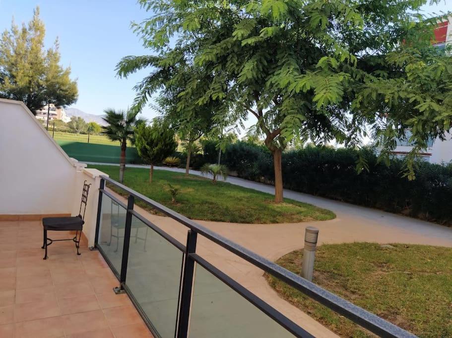 Apartament Bajo Puerta De Alcazaba Retamar  Zewnętrze zdjęcie