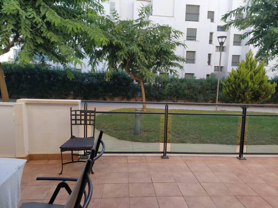 Apartament Bajo Puerta De Alcazaba Retamar  Zewnętrze zdjęcie