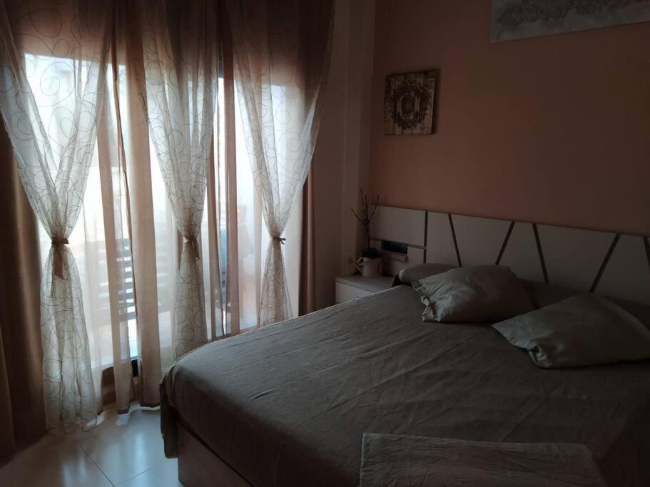 Apartament Bajo Puerta De Alcazaba Retamar  Zewnętrze zdjęcie